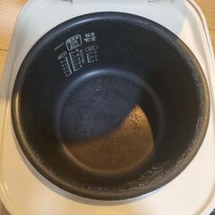 炊飯器の画像