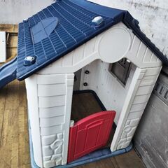 犬小屋 または子供の家 の画像