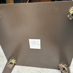 折り畳みテーブルの画像