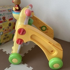 アンパンマン乗って押してへんしんウォーカー おもちゃ 知育玩具　箱付き ビジーボード 11種類の画像