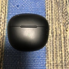 イヤホンコードレス充電器の画像