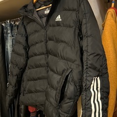 【adidas】ライトダウンジャケットの画像