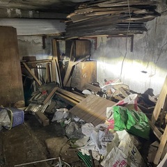 一時停止　古い木材など