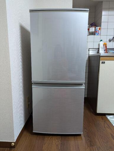 【終了】シャープ冷蔵庫　　2ドア　137L　 SJ-D14C-S