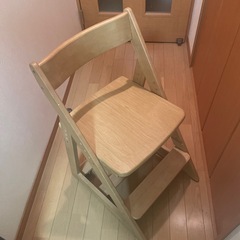 ニトリ　子ども用勉強机　椅子