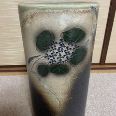 傘立て　陶器製　あじさいの画像