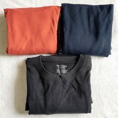 （受け渡し決定済み）【ユニクロ】ソフトコットンTシャツ（長袖）3...