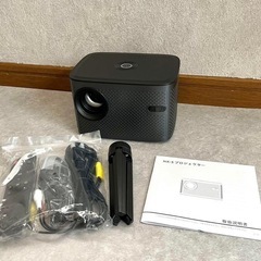 新品 小型プロジェクター家庭用 16000lm 卓上三脚付 台形...