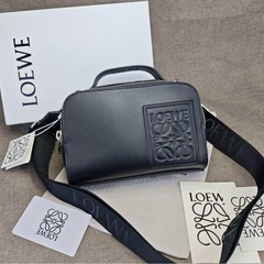 美品 LOEWE ショルダーバッグ ハンドバッグ カメラクロスボディバッグ