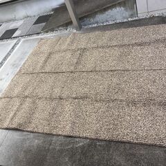 【無料】「カーペット 200cm×240cm」を無料で差し上げます！