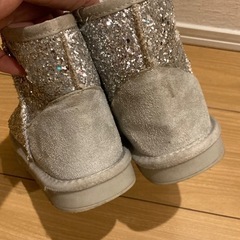 シルバー グリッターブーツ 星刺繍 21cmの画像