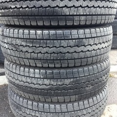21年製超バリ山！195/80R15 LT ハイエースやキャラバンに♪ ハイエース用バリ山タイヤセット195/80R15 107/105L