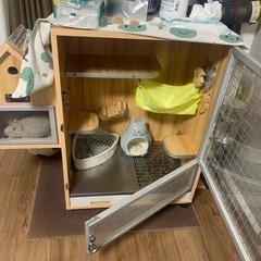 チンチラ小動物の冷房付きのお部屋、おもちゃ、食品、日用品など