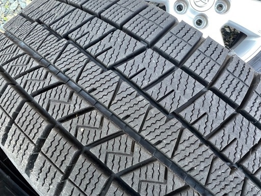 195/65R15 ダンロップ DUNLOP WINTER MAXX 03スタッドレス  2021年製 トヨタ ヴォクシー ノア純正　