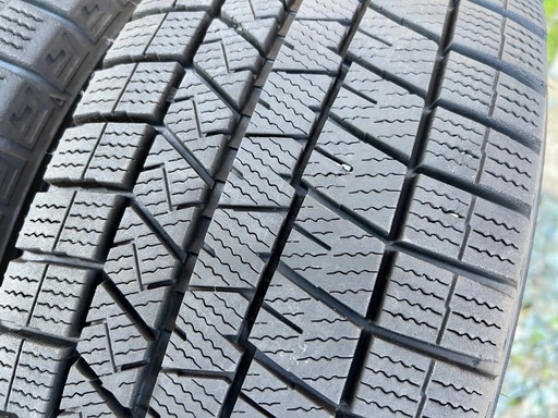 195/65R15 ダンロップ DUNLOP WINTER MAXX 03スタッドレス  2021年製 トヨタ ヴォクシー ノア純正　