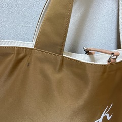 キタムラ　　リバーシブルトートの画像