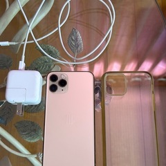 アイフォーン11 iPhone11 64GB 24年1月フィルム張替え済