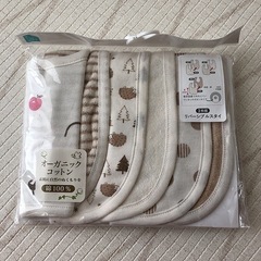 新品未使用★ベビーガーゼハンカチ　ベビースタイ　フェイスタオルの画像