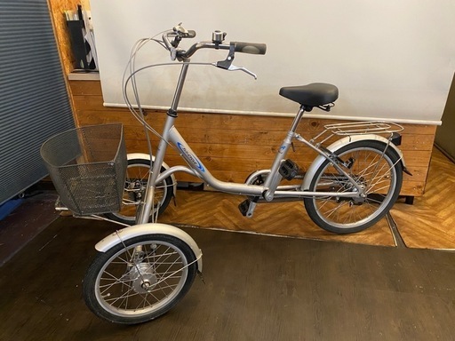 【SALE！12月29日まで全品防犯登録無料！フロント2輪】TRI-cycle 3輪自転車