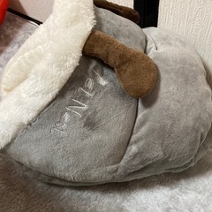 猫用ハウス、小型犬用ハウス、ペットハウス 値下げ検討しますの画像