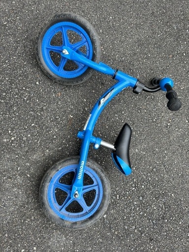 ストライダー