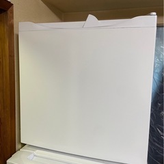 前開き冷凍庫　MAXZEN