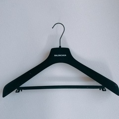 BALENCIAGA ハンガーの画像
