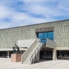 上野の国立西洋美術館に一緒に行ってくれる人