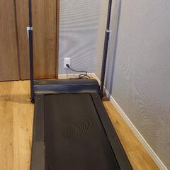kingsmith WalkingPad R1 折りたたみ式ルームランナーの画像