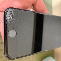 値下げ交渉可能⭕️iPhone SE 画面割れ SiMフリー