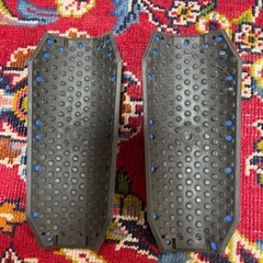 サッカー すねあて 小学校の画像