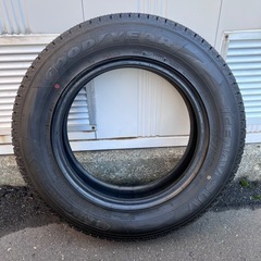 175/80R16 91Q スタッドレスタイヤの画像