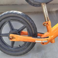 ストライダー　自転車の画像