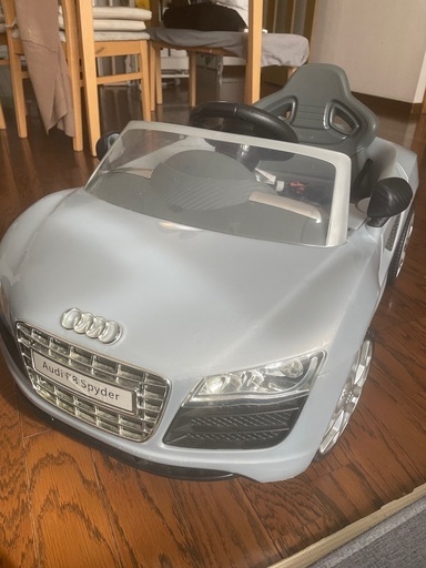 乗用ラジコン子供車アウディ