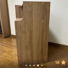 ロウヤ 本棚の画像