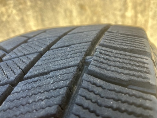 21年【VRX3】ブリザック195/65R15pcd100