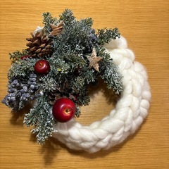 ハンドメイド⭐︎毛糸クリスマスリース