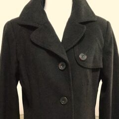 未使用保管品　H&M　婦人ロングコート　細身　長身　総裏付き　こげ茶色 ベルト付きの画像