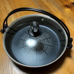 【中古】すき焼き鍋　IH対応　直径28cm　アルミ製　ガラス蓋付き