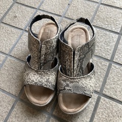 サンダル