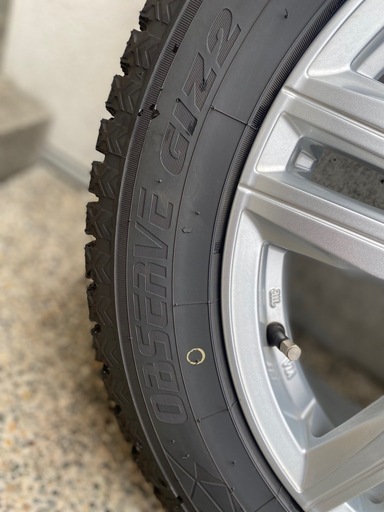 2023年製スタッドレスタイヤ　205/55/r16 アルミホイルつき
 ４本セット