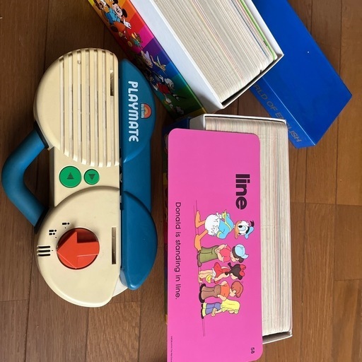 ワールドファミリー　プレイメイト　英語教育