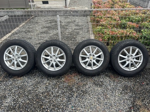【2020年製】15インチ　ブリヂストン製 スタッドレス ホイールセット プリウス 86などに