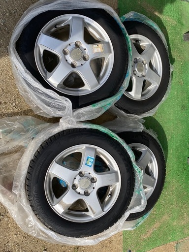 BLIZAKスタッドレス155/65R14 4本セット
