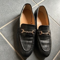 ローファー