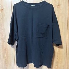 黒　Tシャツ