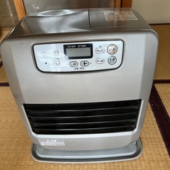 12年式　石油ファンヒーター