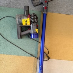 ダイソンコードレス掃除機　Dyson v7 fluffy