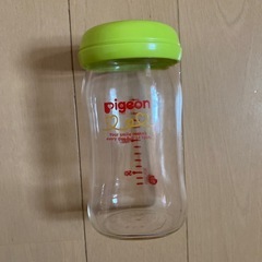 おまけ付き！！ピジョン哺乳瓶　ディズニーケース　離乳食　容器　おまけ付きセットの画像