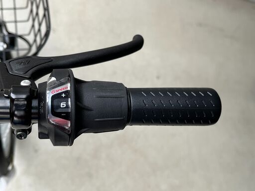 新品　未使用　折りたたみ自転車　２０インチ　６段変速
